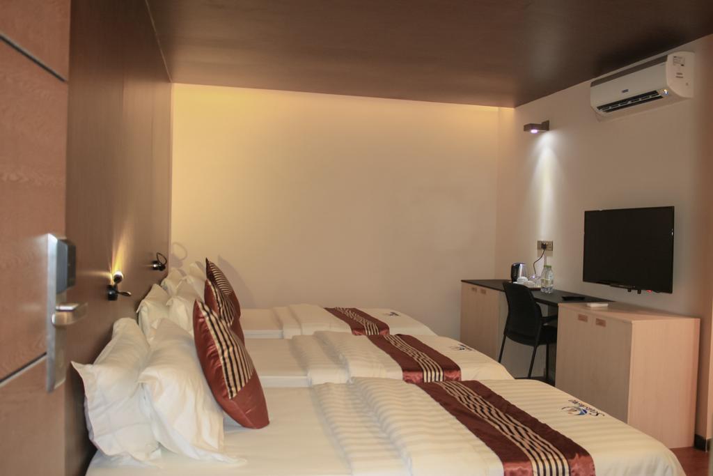 Seashore Beach Inn มาฟุชิ ภายนอก รูปภาพ